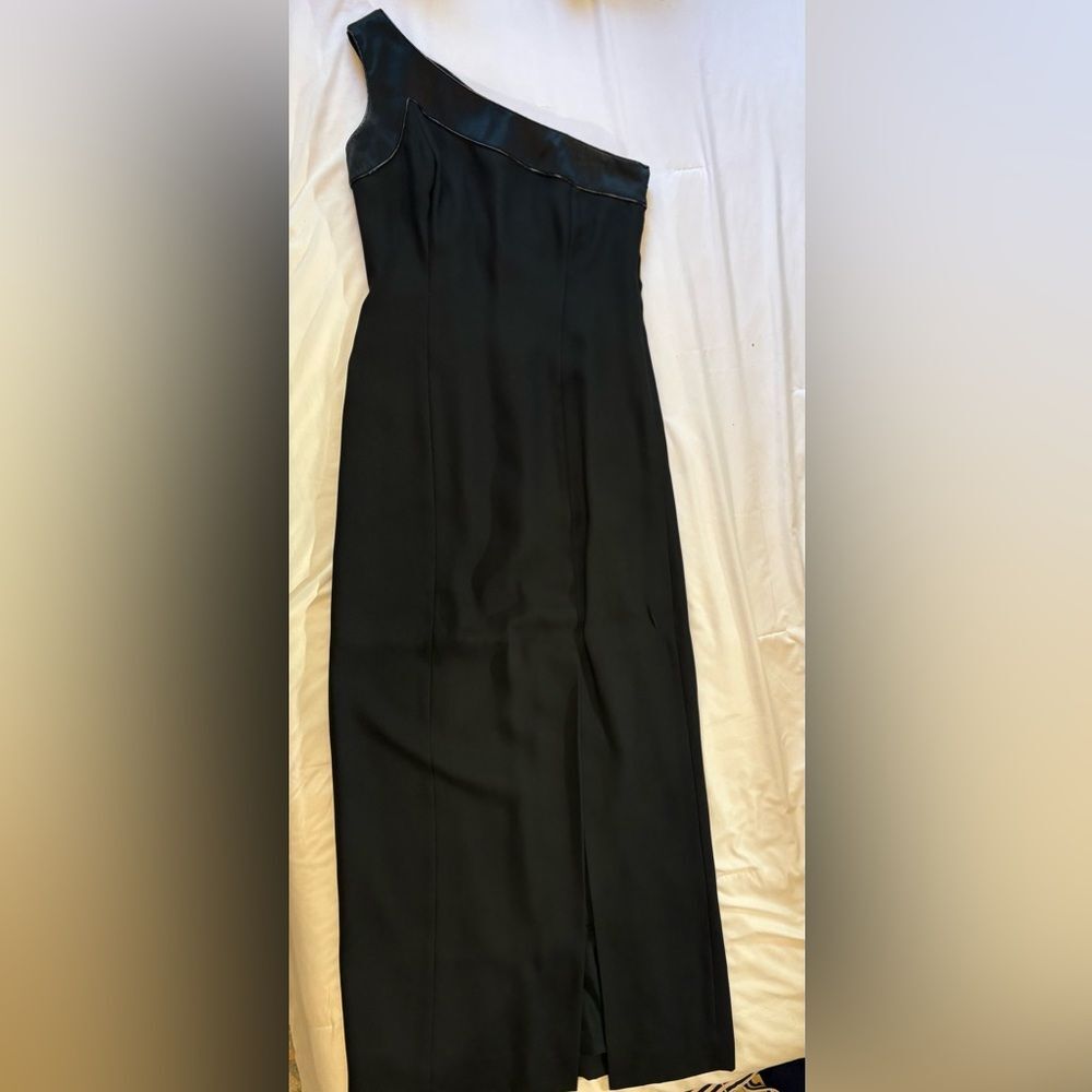 Vintage Y2K Liz Claiborne Night One Shoulder Black Formal Gown Size 6